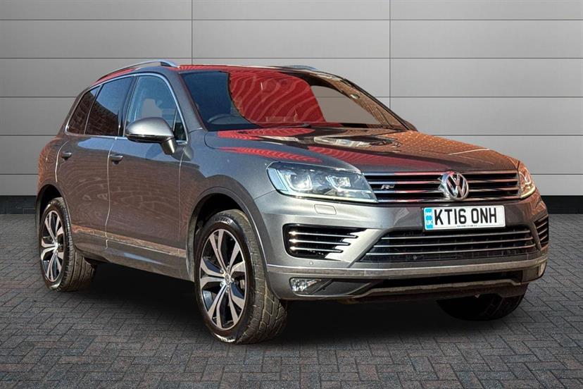 2016 VOLKSWAGEN TOUAREG